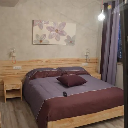La Collina Farm stay *