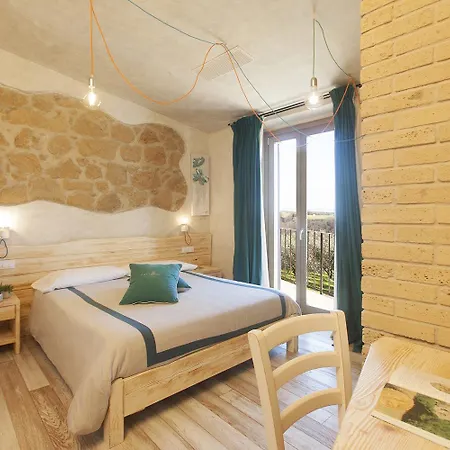 La Collina Farm stay *